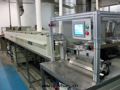 1536895827.jpg 電(diàn)解(jiě)软(ruǎn)化(huà)高(gāo)壓水(shuǐ)去(qù)溢料機(jī)2.jpg